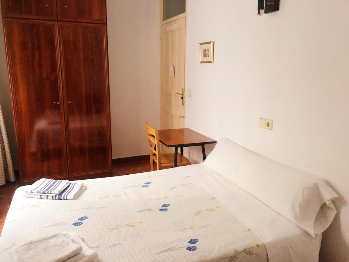 Hostal Castilla Μαδρίτη Εξωτερικό φωτογραφία